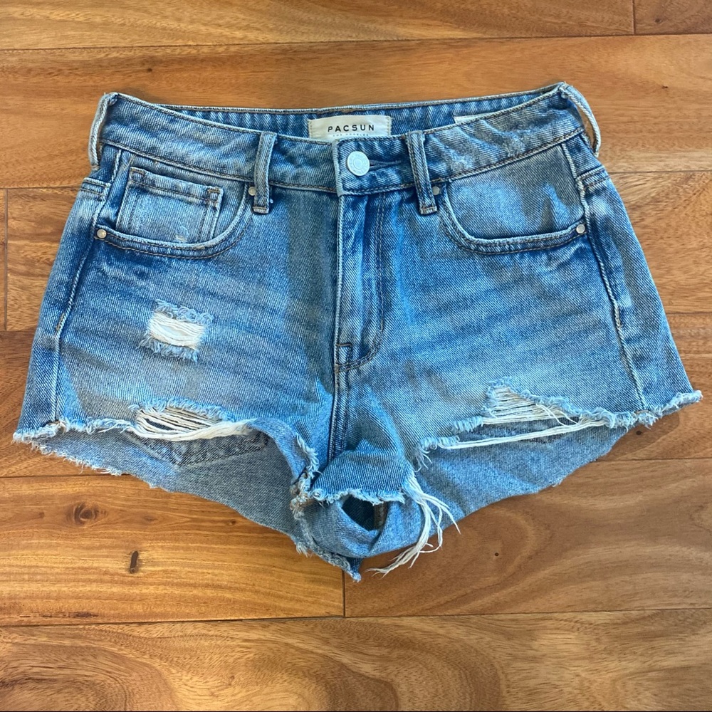 Pacsun Highwaisted denim shorts